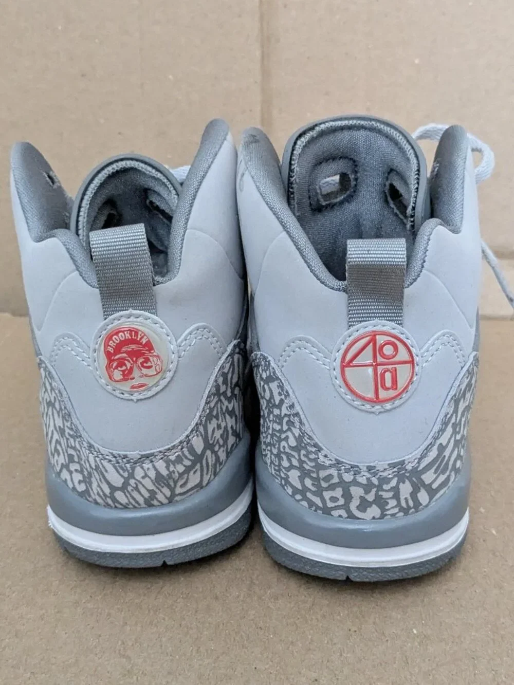 Air Jordan Boy's Spizike 'Wolf Grey' 315371-014  Size 3Y Gray